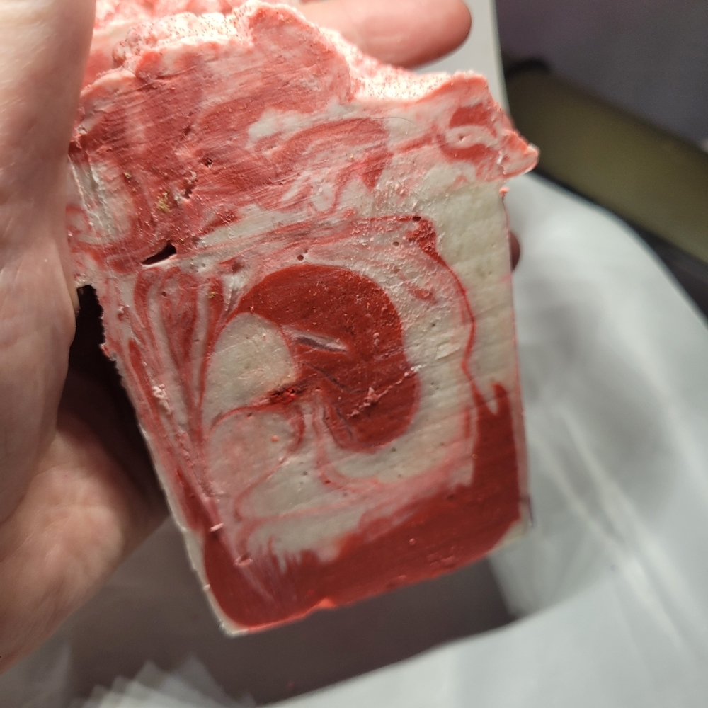 Handmade 2 large heavy scented with rose soap bars w goats milk - Picture 10 of 11